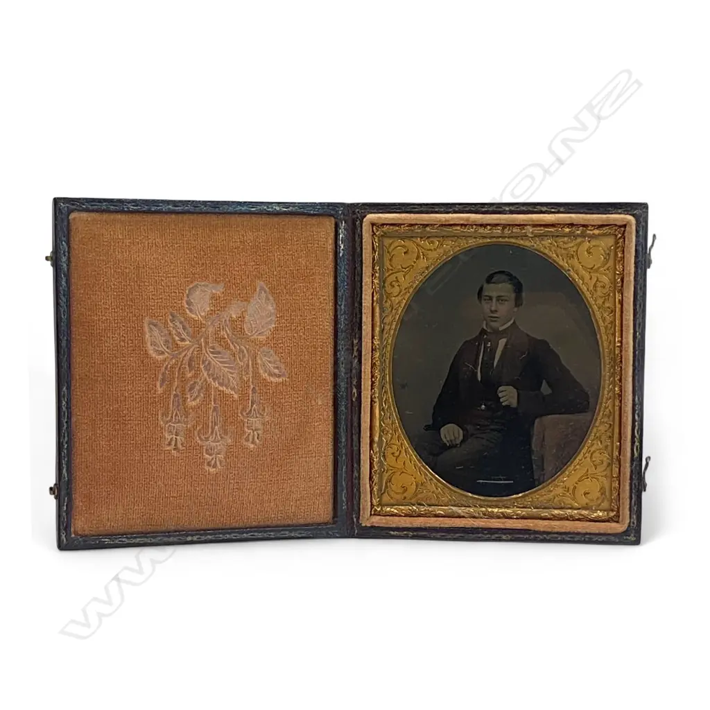 Leather covered cased ambrotype - seated man with gilt tie pin and fob, Image 1++